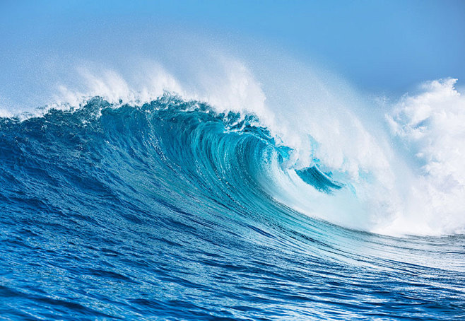 背景图唯美风景背景图片海水飞溅海洋海波海浪图片素材蓝色系壁纸