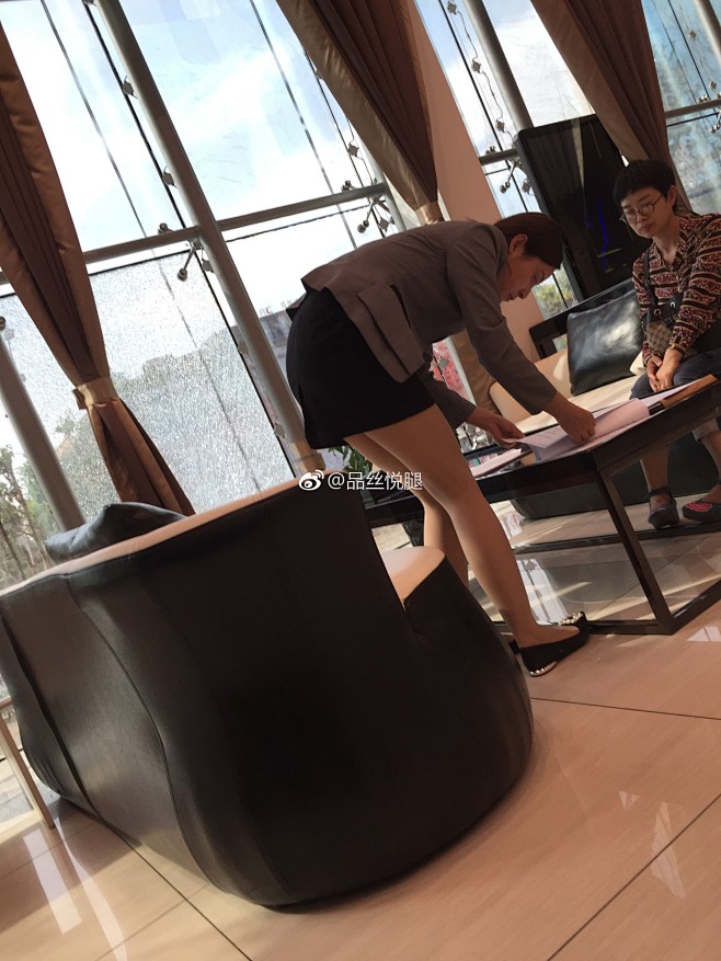 品丝悦腿的照片 微相册