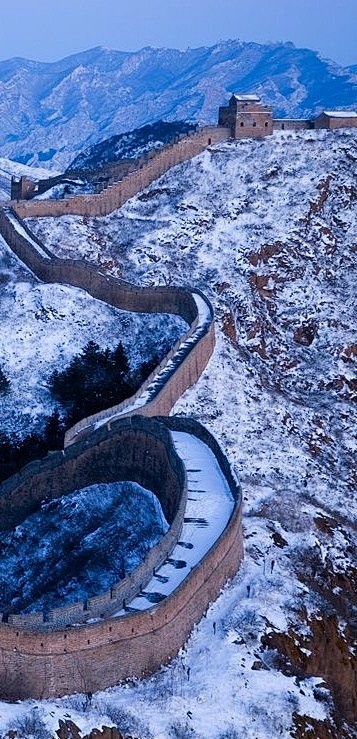 在冬天中国的长城金山岭