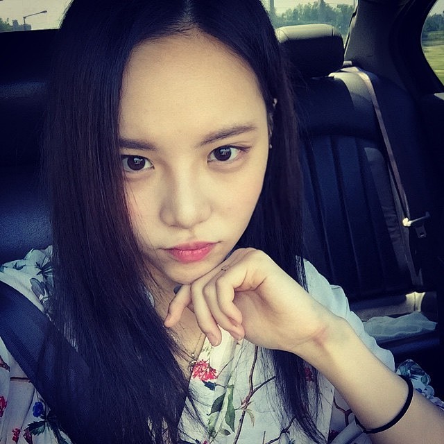 李烈音韩国女演员模特1996年2月16日出生