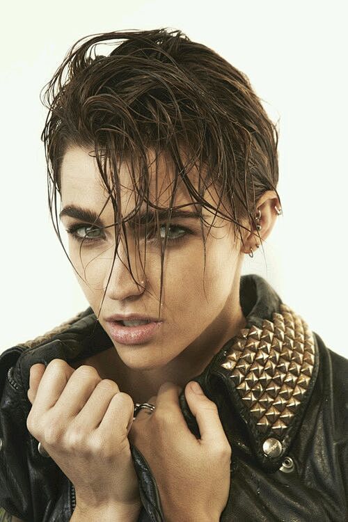 ruby丨rose女子监狱真好看啊啊啊坐等女神加入啊鲁比洛斯吧百度贴吧