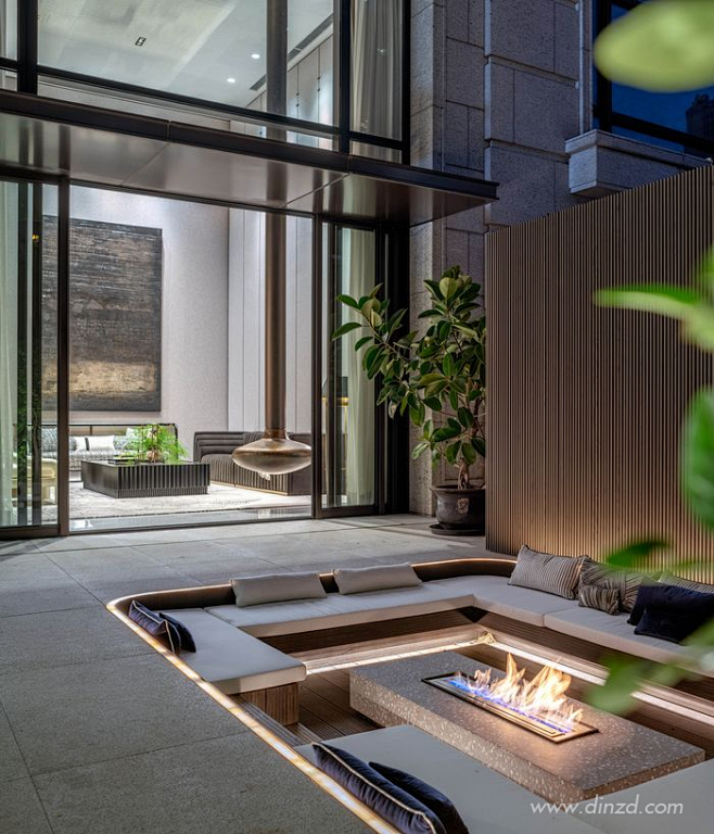 design无间设计建筑有限公司下沉式卡座tiám同采自www.dinzd.