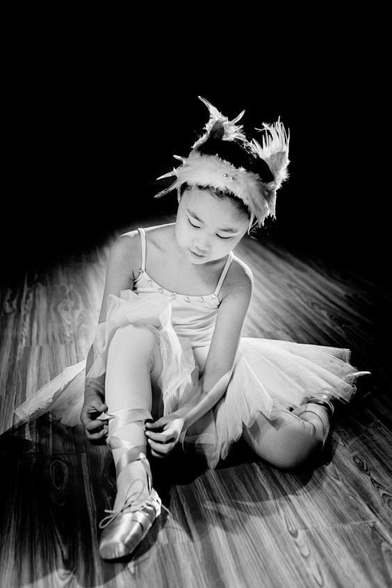 dancinggirl跳舞的女孩