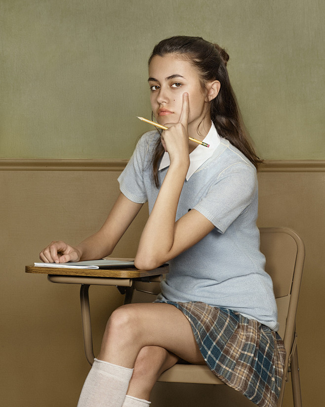 sheisinhighschoolkristinavaraksina