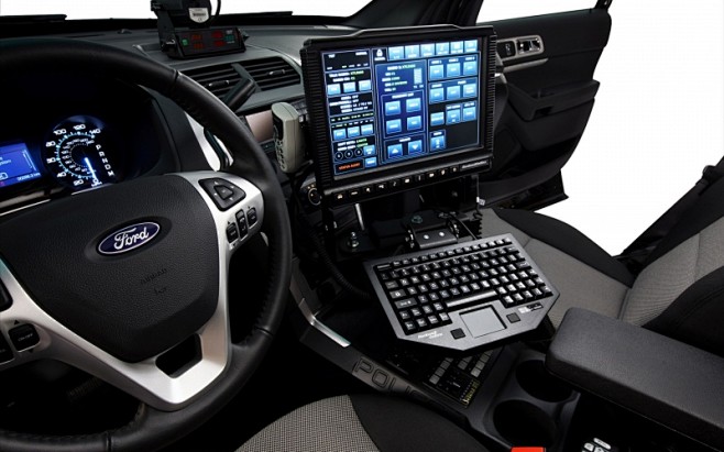福特警车fordpoliceinterceptorutilityvehicle
