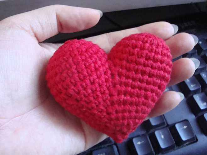 手工编织的桃心