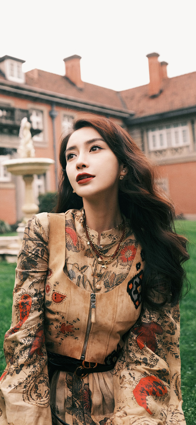 2021-03-25 21:44:36angelababy脱颖而出73杨颖73伊人浅笑醉云州