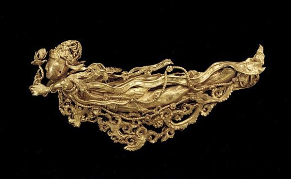 对 元代@北坤人素材珠宝首饰17dihu57511该采集也在以下画板加载更多