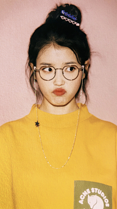 抽小伶采集到iu