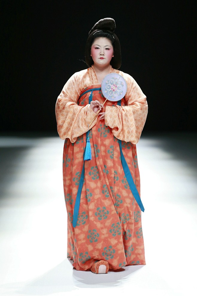 64f989b1dc12d87c2a0ad8bfb362b9619897d-zbftqp1喜欢photog_汉服kdum