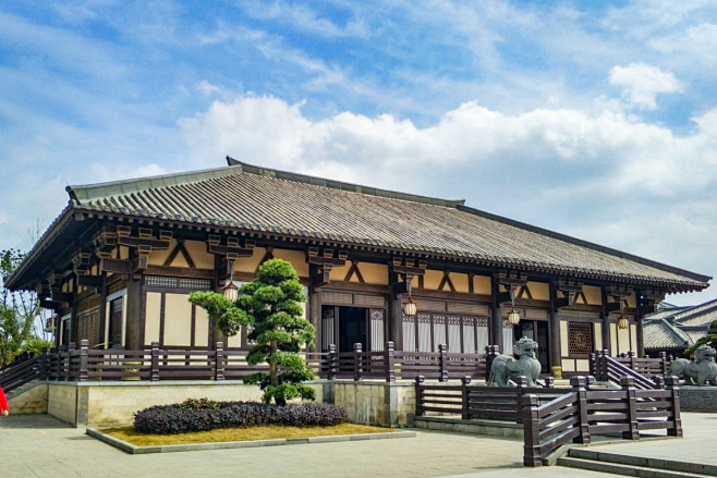 点击查看源网页