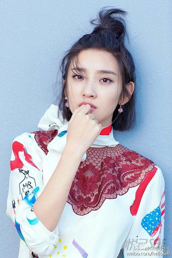 稀客chic新一期封面明星来啦她是陪安东尼度过漫长岁月