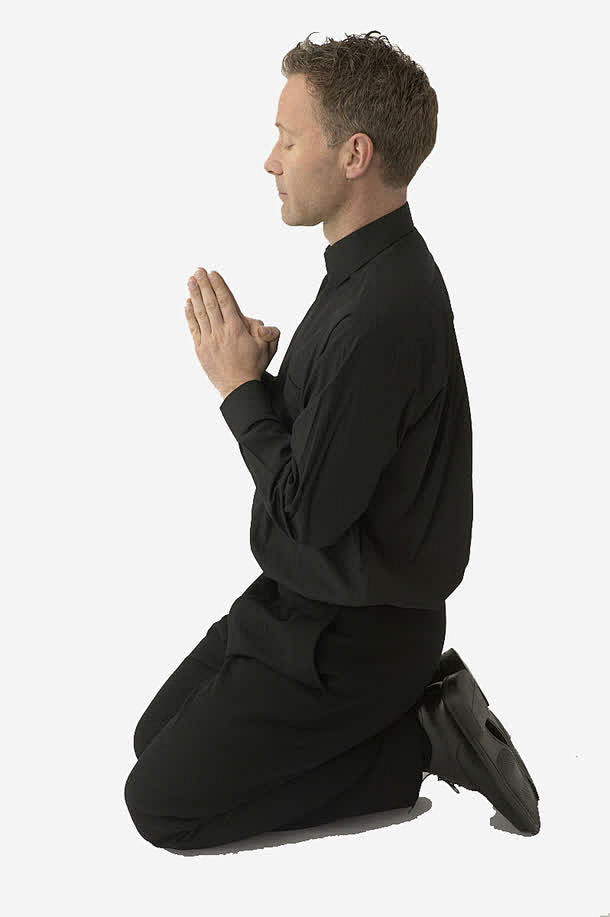 跪着的人物形象