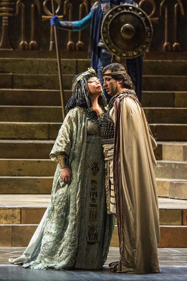 西方系列实拍欧美古装男性角色铠甲皮甲服饰纹饰