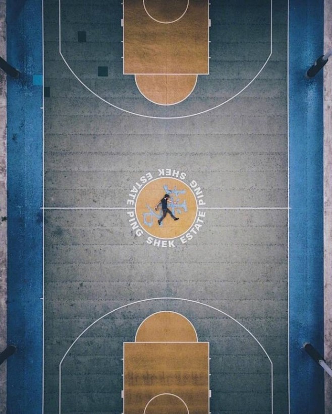 俯瞰篮球场67676767