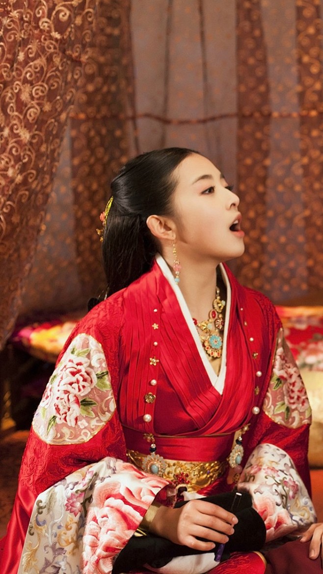 兰陵王妃张含韵