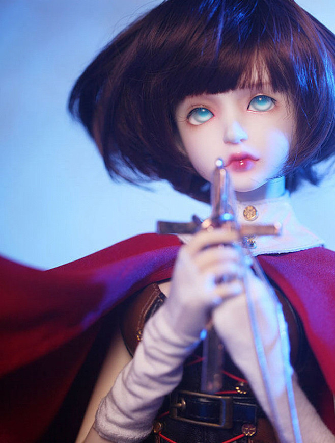 ringdoll是由美国艺术开发师ron及中国知名bjd设计师黄山联袂打造的