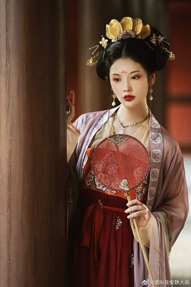 云鬓花颜金步摇