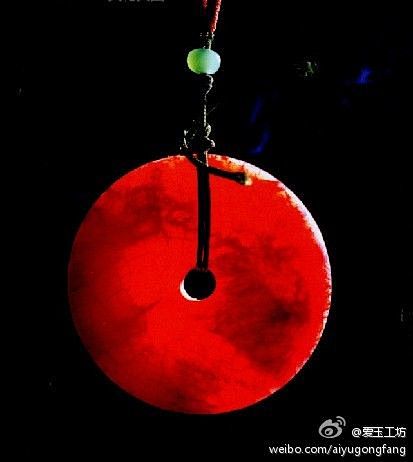 血玉人为的血玉当人落葬的时候作为衔玉的玉器被强行塞入人口若人刚死