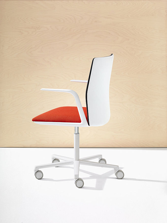 09-01 11:03:41采集1喜欢工业设计idguaiguai0072013同采自exhibition