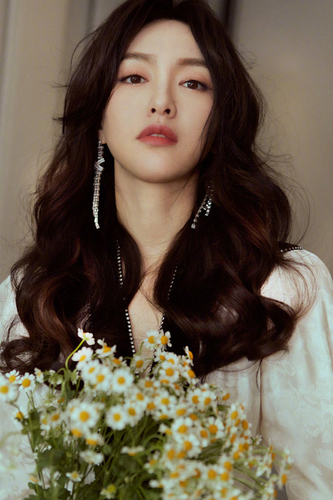 anywnbxb从迪丽亚扎幂·唐薇转采于2021-02-27 09:39:10唐嫣美女any