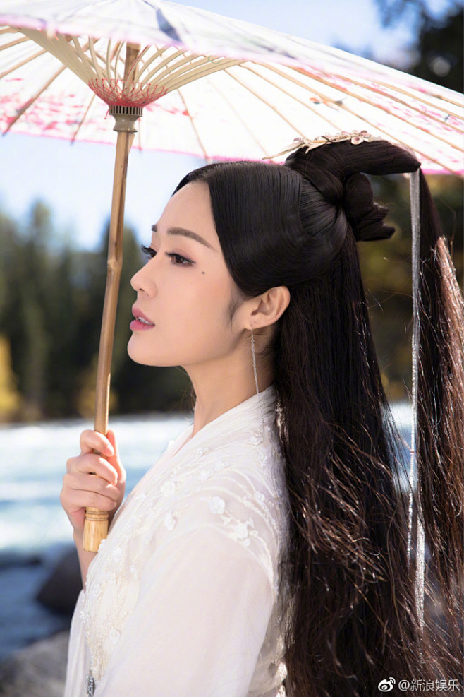 太古神王汤晶媚剧中照宛如画中仙