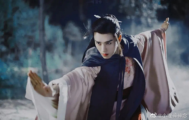 温客行阿絮披着你的衣服黄泉路上就不会那么冷了吧