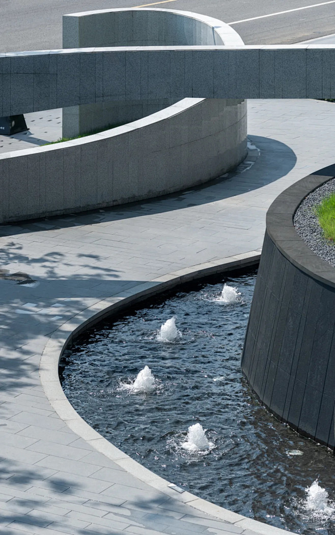 涌泉水景曲线景观