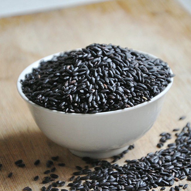 松花江上东北五谷杂粮云南墨江紫米黑糯米洋县野米有机大米黑米