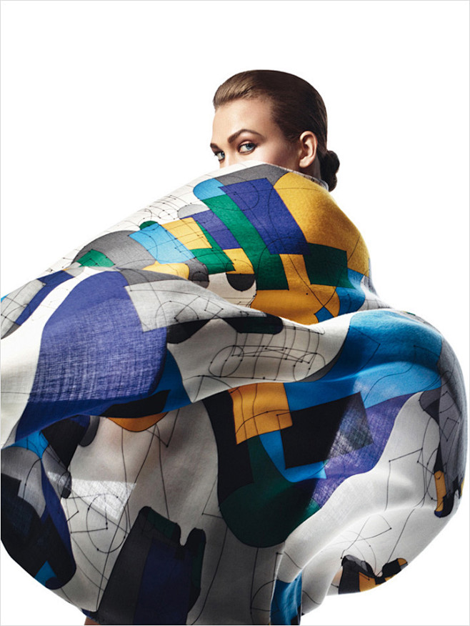 顶级超模karliekloss演绎爱马仕丝巾时尚大片时尚潮流六月天奢侈品网