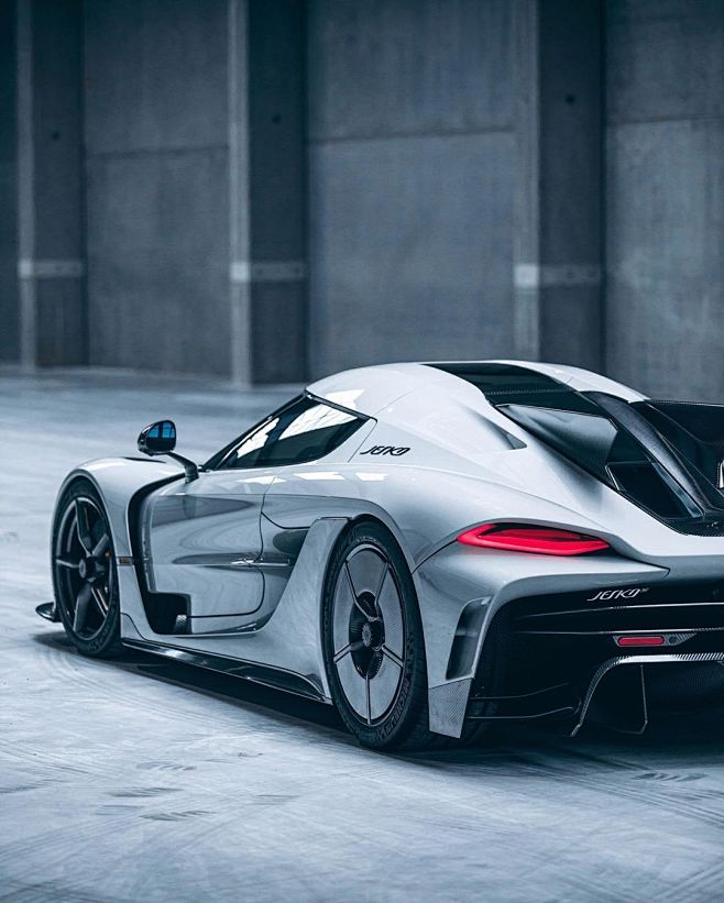 10:16:29柯尼塞克koenigsegg jesko absoluta01