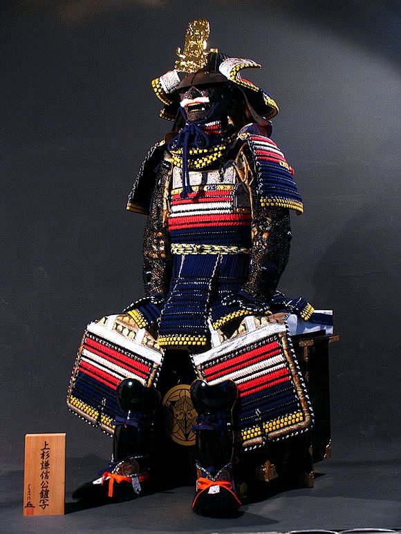 上杉谦信的毗沙门天甲胄