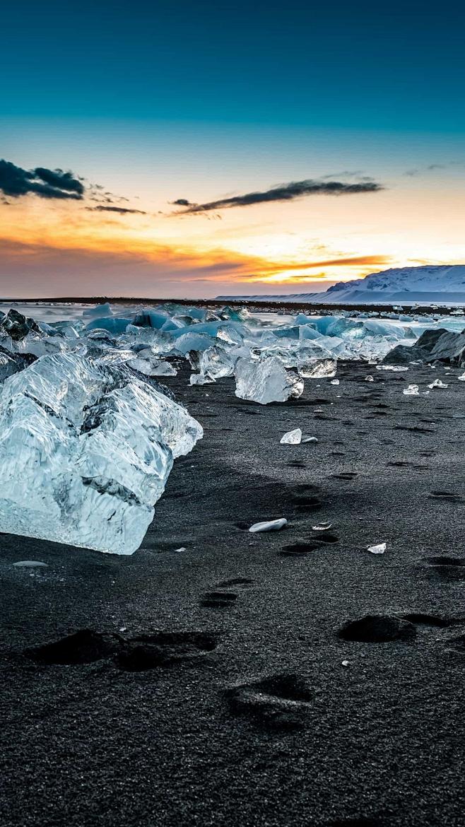 冰岛黑沙滩的形成