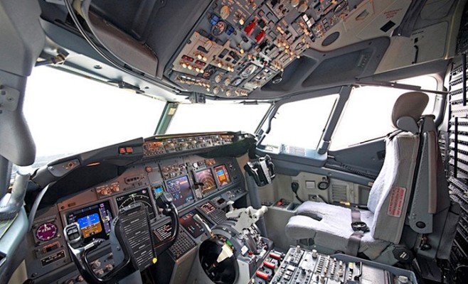 b737ng模拟飞行驾驶舱机壳淘宝网