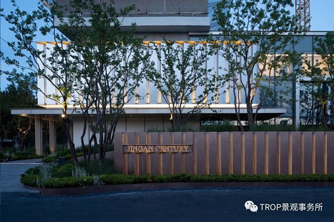 上海仁恒静安世纪入口景墙