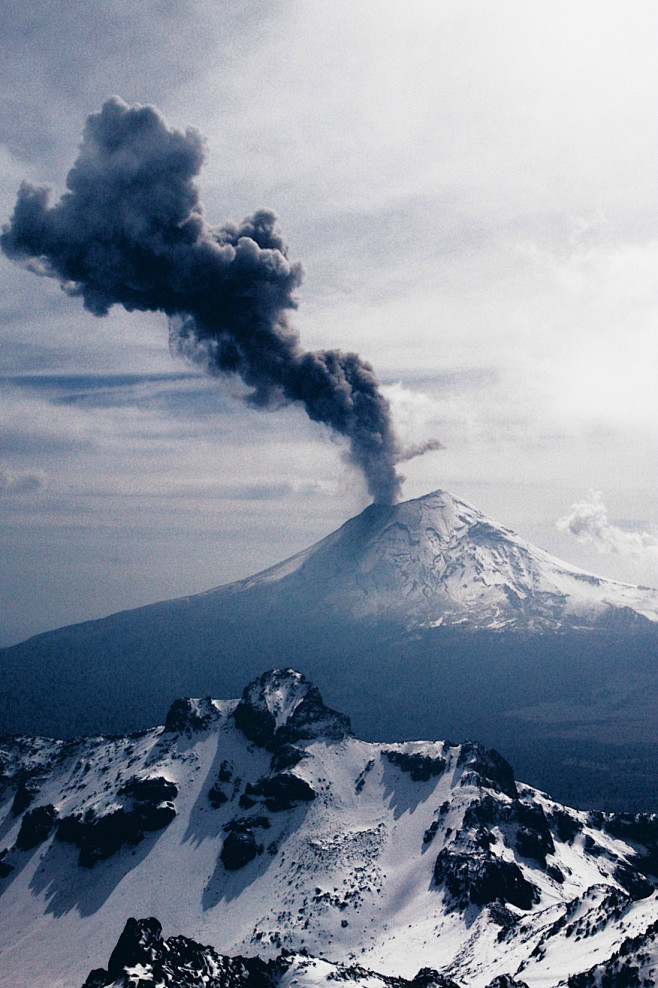 壁纸风景火山