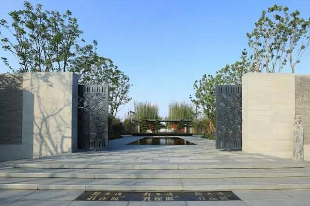 各式各样的中式大门