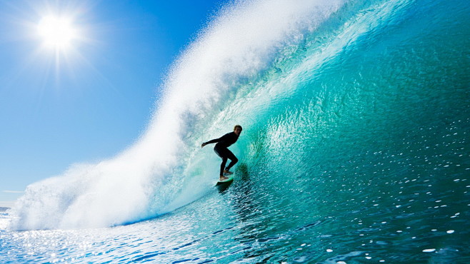 极限运动冲浪高清桌面壁纸