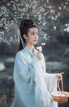 静候好戏采集到人像