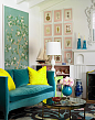 看惯了大同小异的客厅装饰，来点不一样的亮色拼接，给家居生活提鲜。