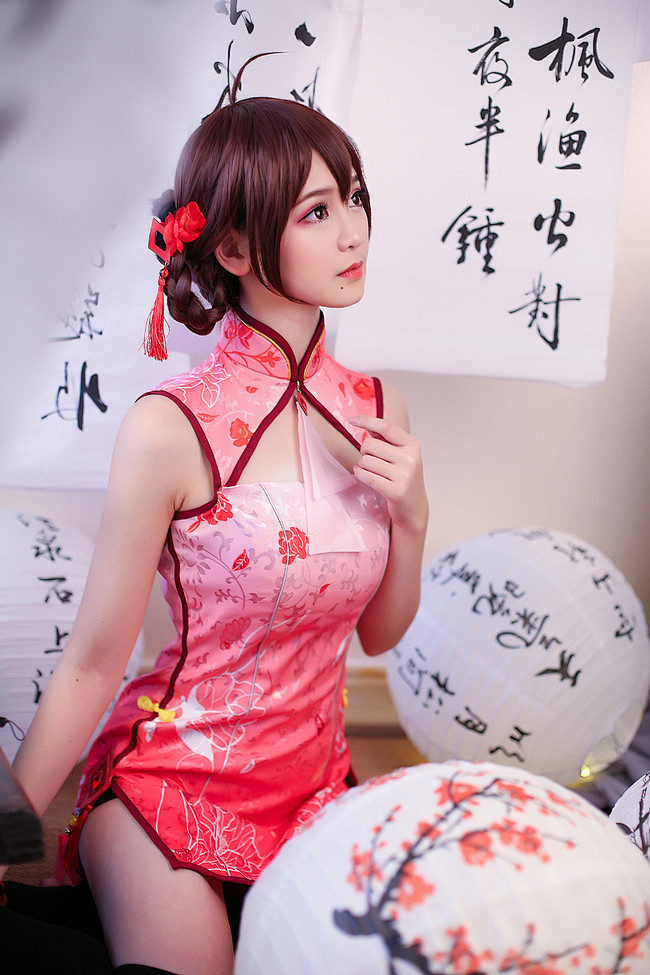 乐正绫石榴花旗袍乐正绫cosplay半次元第一中文cos绘画小说社区