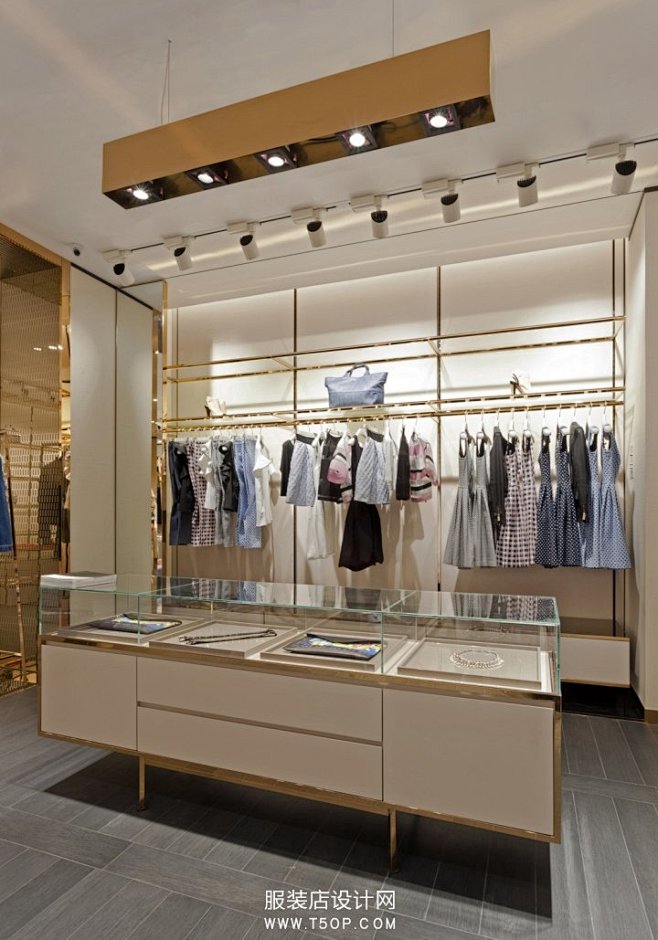 精品女装店设计效果图（精品女装店设计）-第1张图片-潮百科