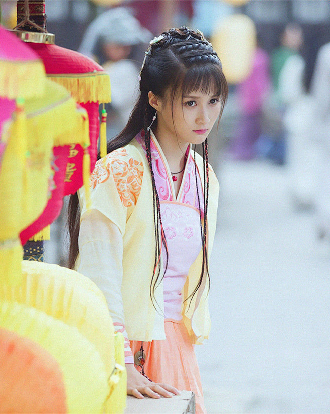 李诺拜见宫主大人