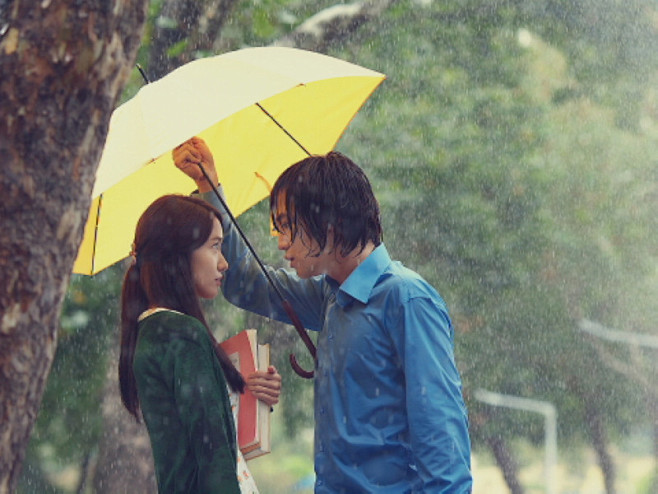 韩剧爱情雨怀旧版剧照