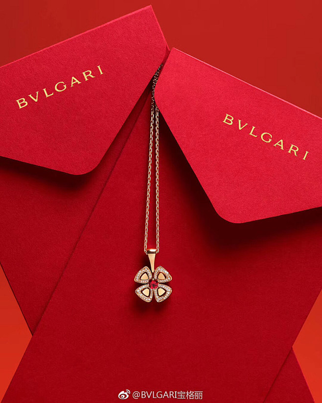 宝格丽红中国红珠宝拍摄首饰拍摄项链幸运草