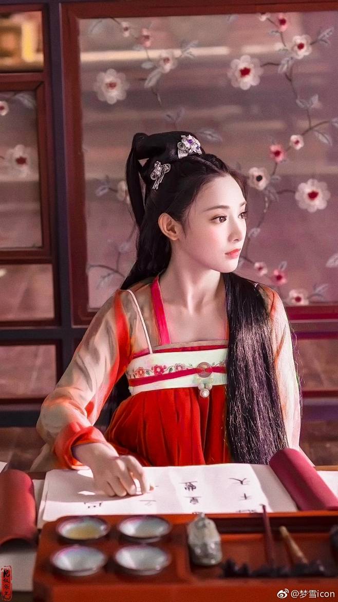 王八不秃头从龙珠超神转采于2019-08-21 10:21:28东宫古风美人王八不