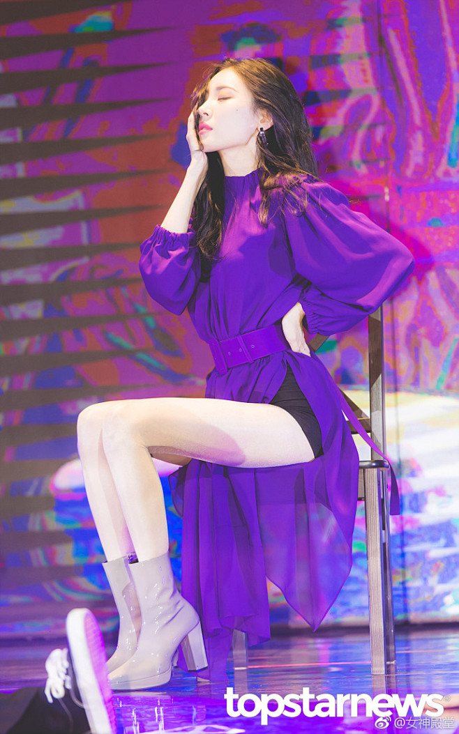 舞台上的宣美性感迷人每一个瞬间都美极了小姐姐简直美的发光