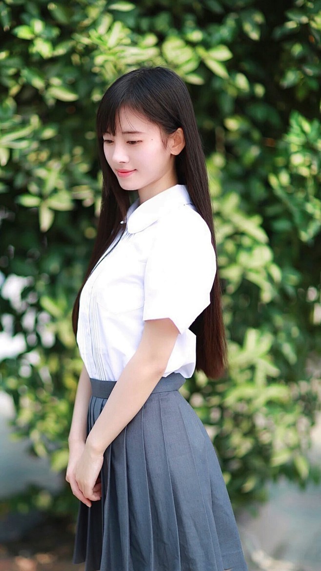 鞠婧祎外文名jujingyi国籍中国民族汉族星座双子座血型o型身高159cm