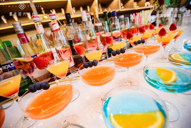 一颗小蜜蜂从可乐噗转采于2021-03-02 10:22:34鸡尾酒布置】茶歇点心