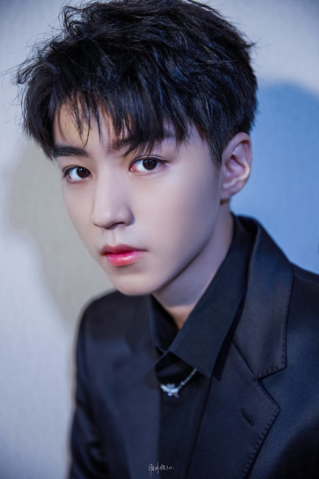 烟莺从天痕化雪转采于2021-12-06 09:41:43王俊凯动作,服装参考烟莺该